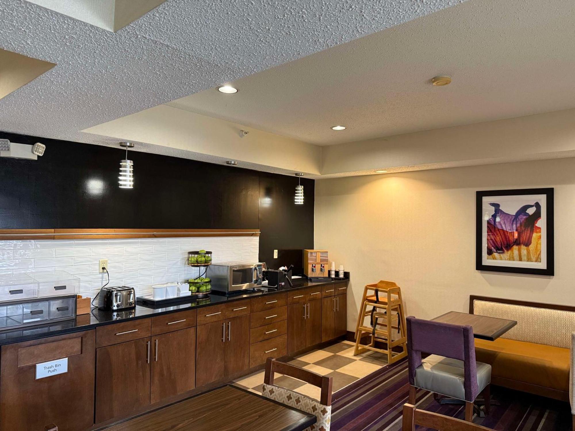 Surestay By Best Western Forsyth Decatur Екстериор снимка