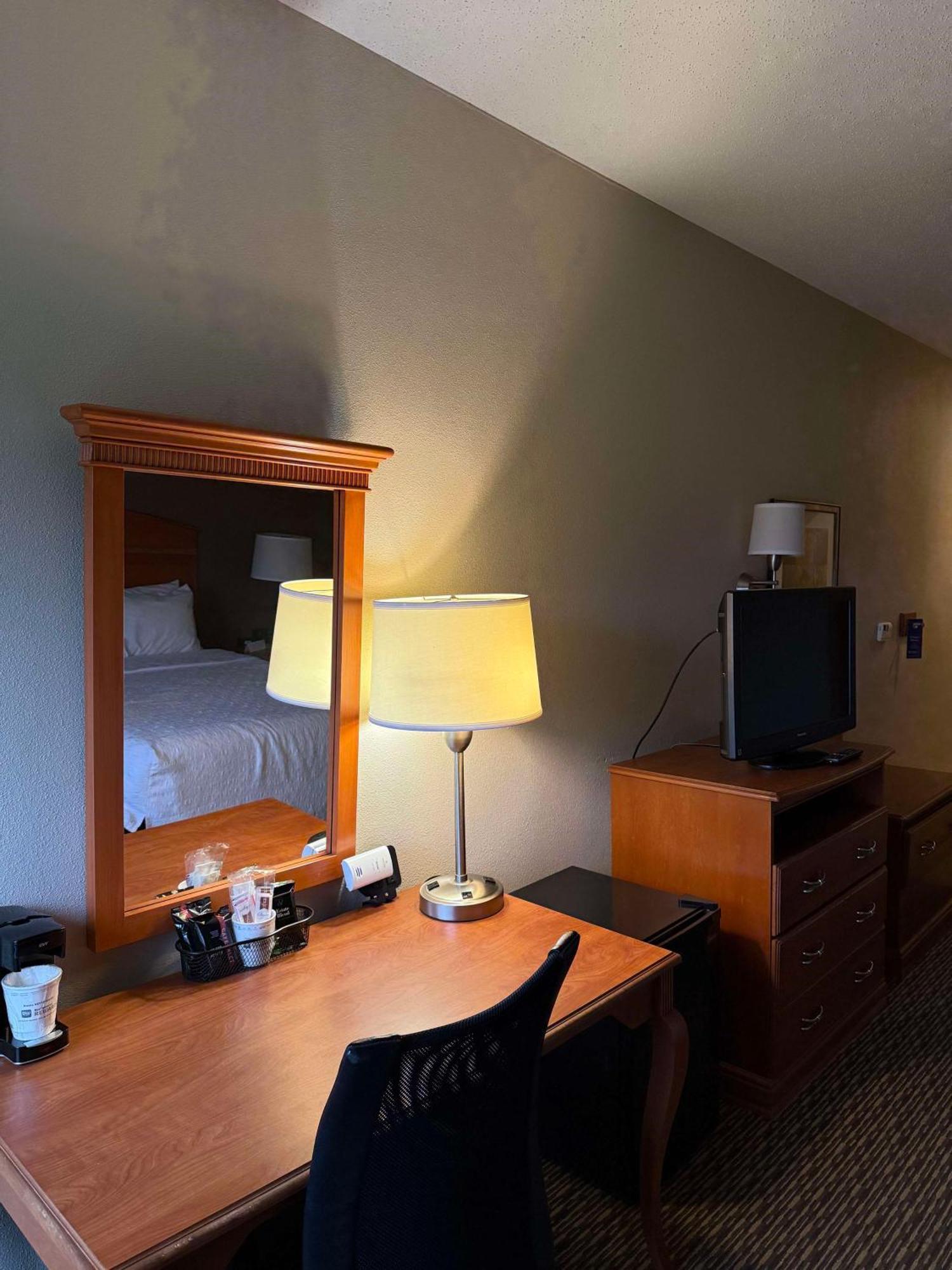 Surestay By Best Western Forsyth Decatur Екстериор снимка