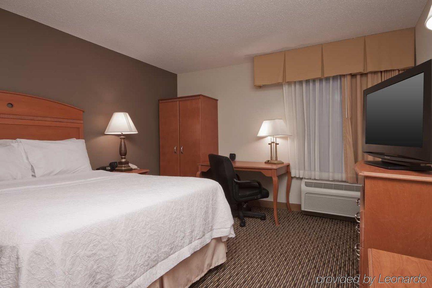 Surestay By Best Western Forsyth Decatur Екстериор снимка